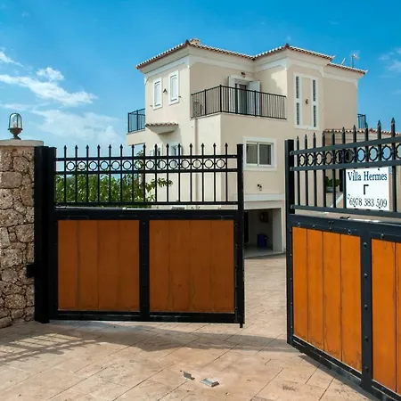 Hermes Πόρτο Χέλι