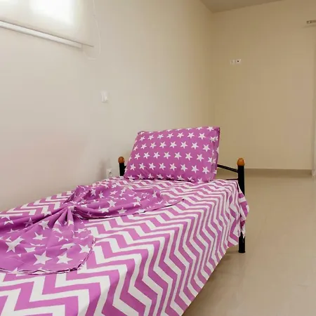Hermes Villa *