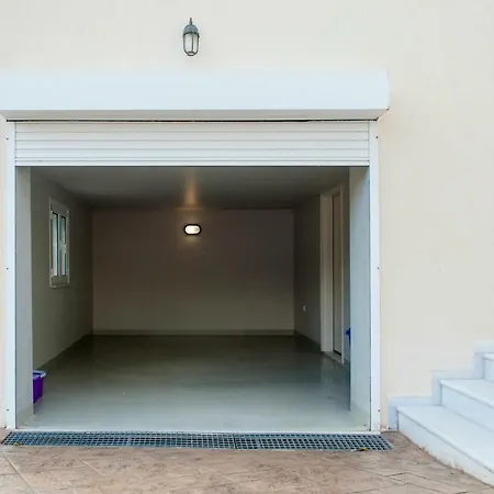 Вилла Hermes Порто Хели