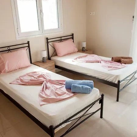 Hermes Вилла Порто Хели